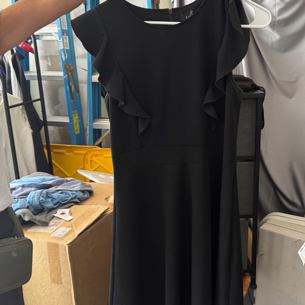 Elegant Black Midi Dress